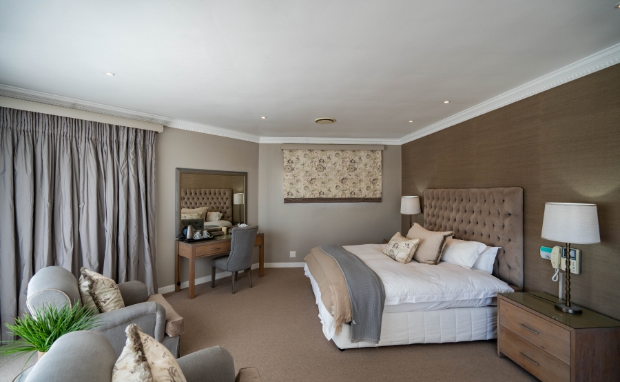 7 Bedroom Property for Sale in Royal Alfred Marina Eastern Cape